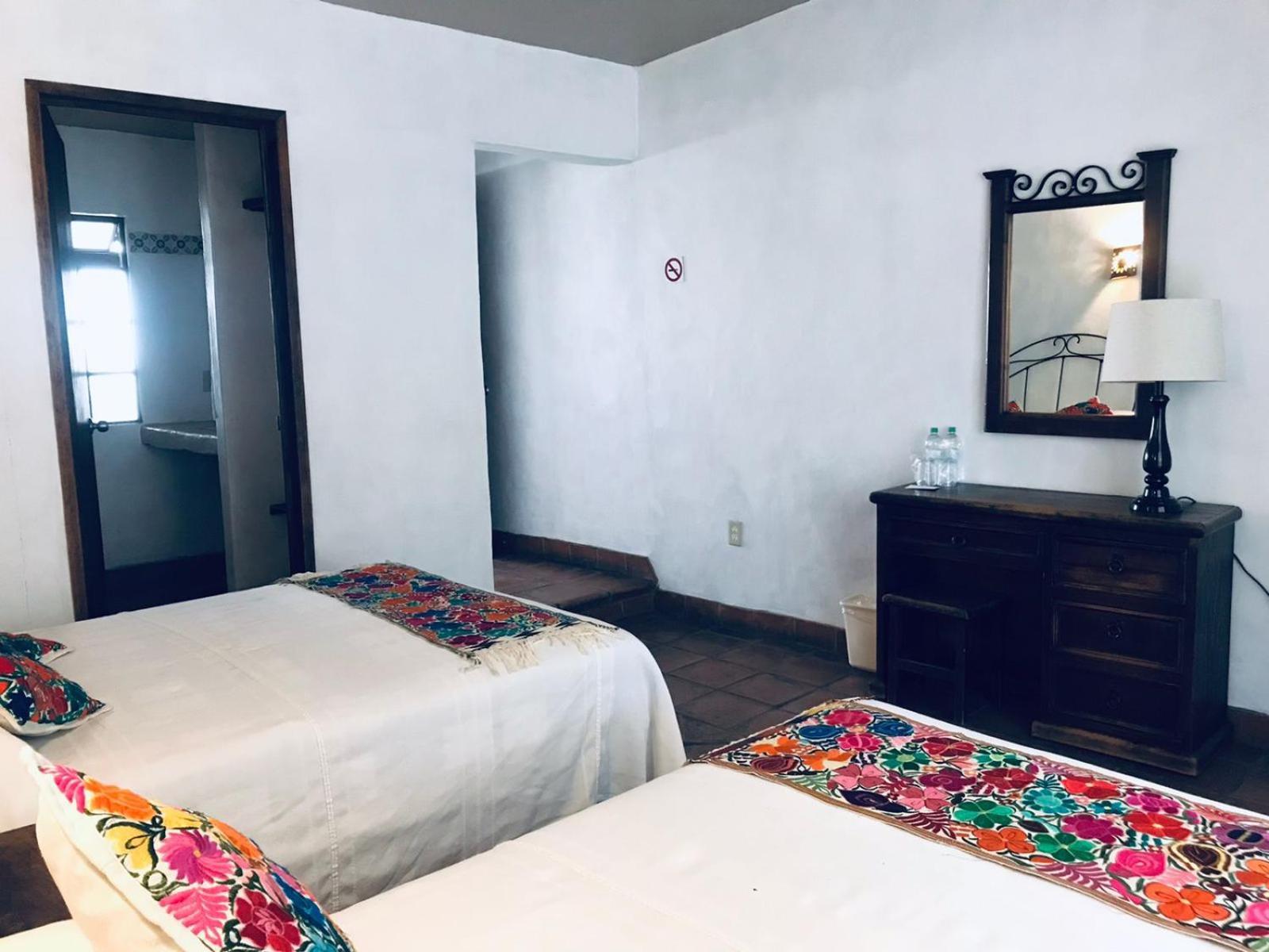 Posada Los Colorines Zinapecuaro Екстер'єр фото