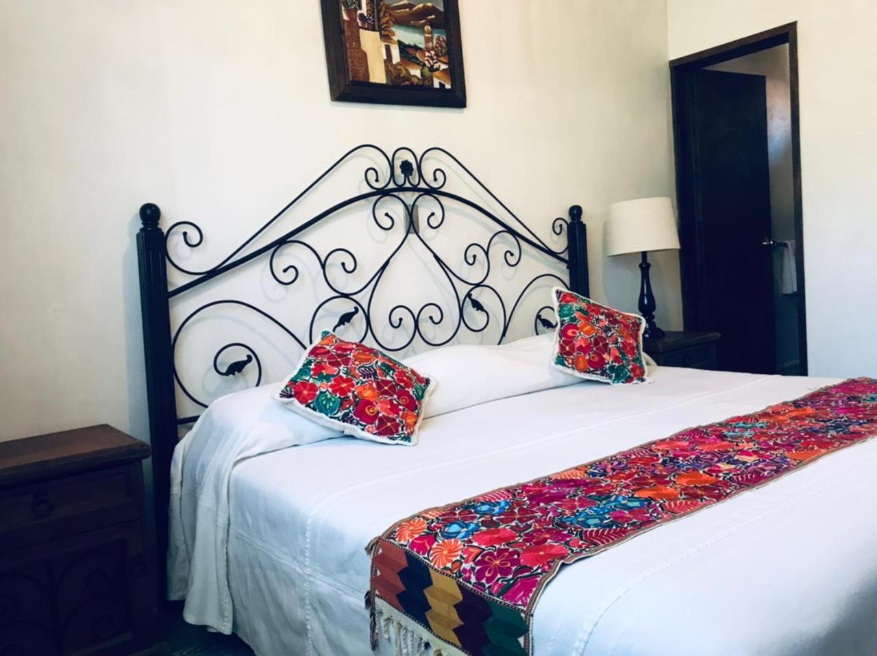 Posada Los Colorines Zinapecuaro Екстер'єр фото